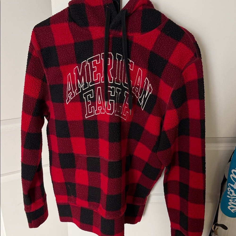 American Eagle Outfitters Red and Black Checkered Men's Hoodie